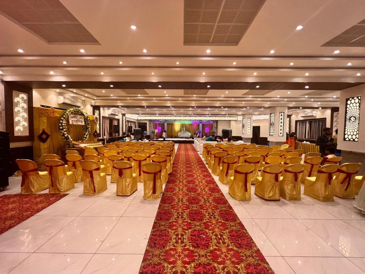 Hotel Shri Siddhivinayak Bina-Etawa Kültér fotó
